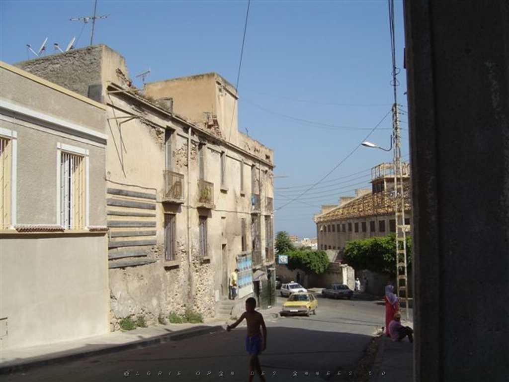 ORAN AOUT 2007 Ave Saintonge.JPG